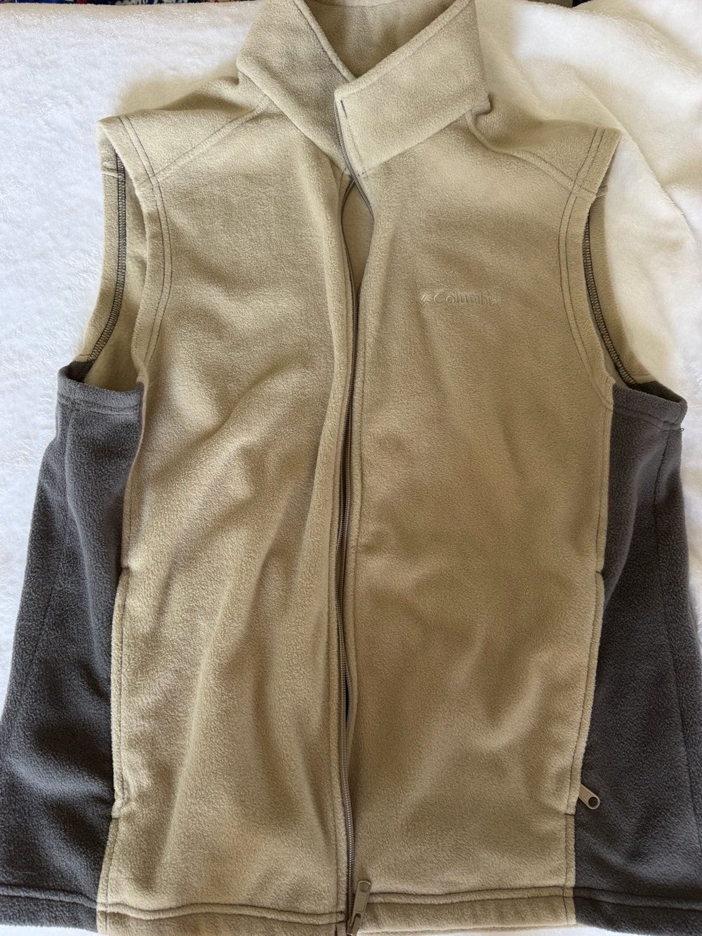 Columbia Men’s Full Zip Fleece Vest Beige Gray Size Large
